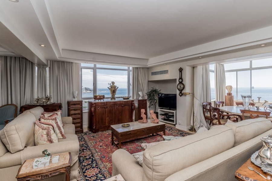 3 Bedroom Property for Sale in Sea Point Western Cape